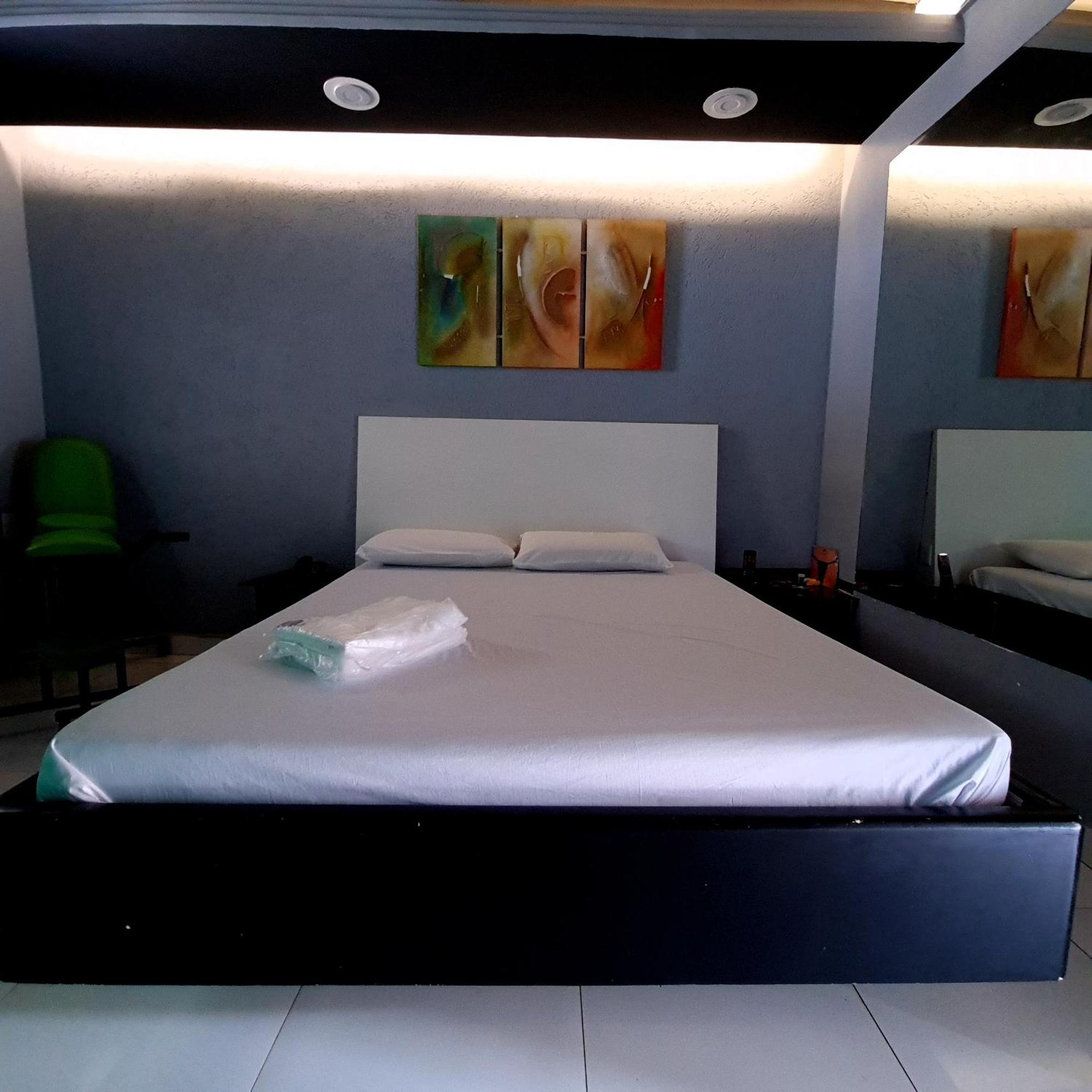 Gran Motel Gyn Гояния Екстериор снимка