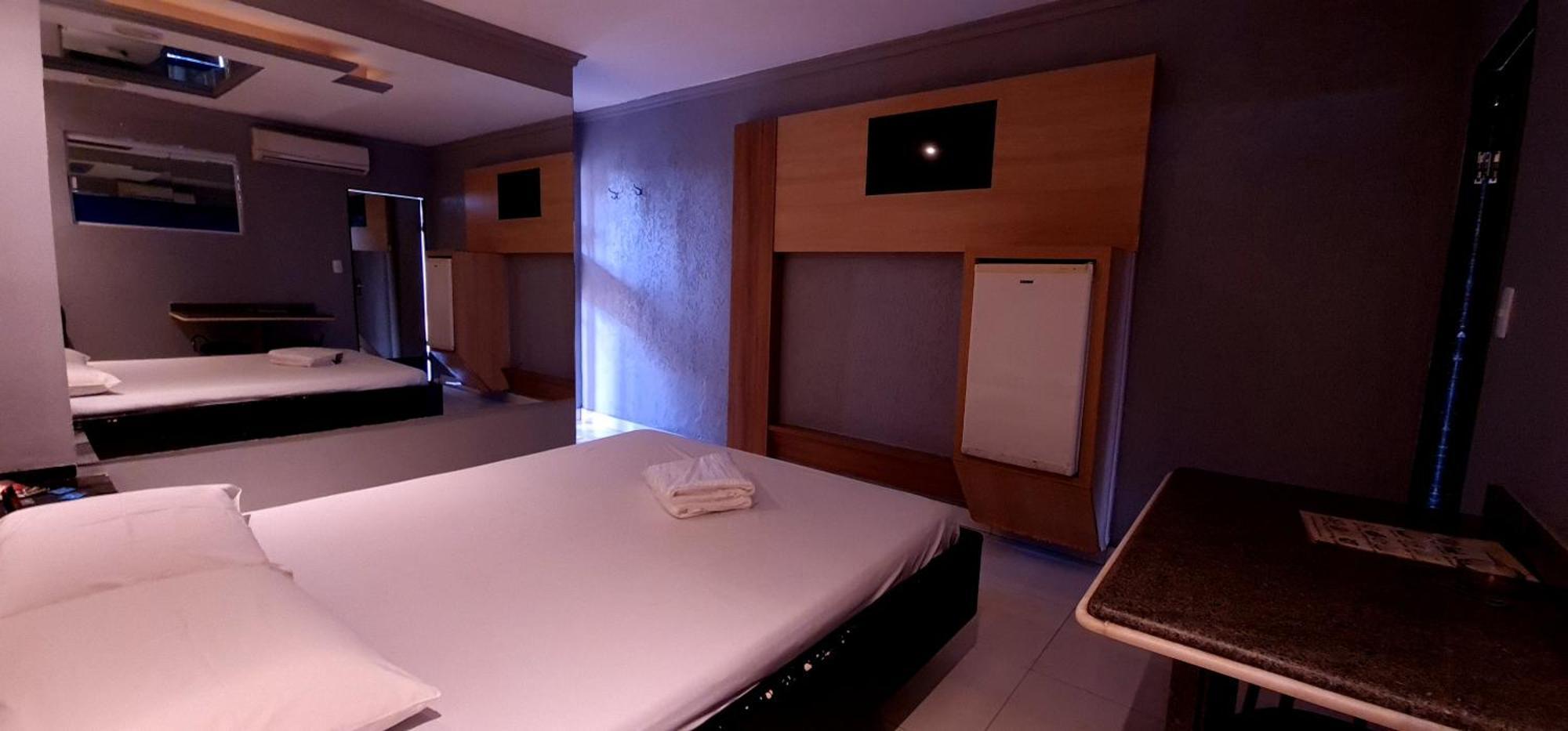 Gran Motel Gyn Гояния Екстериор снимка