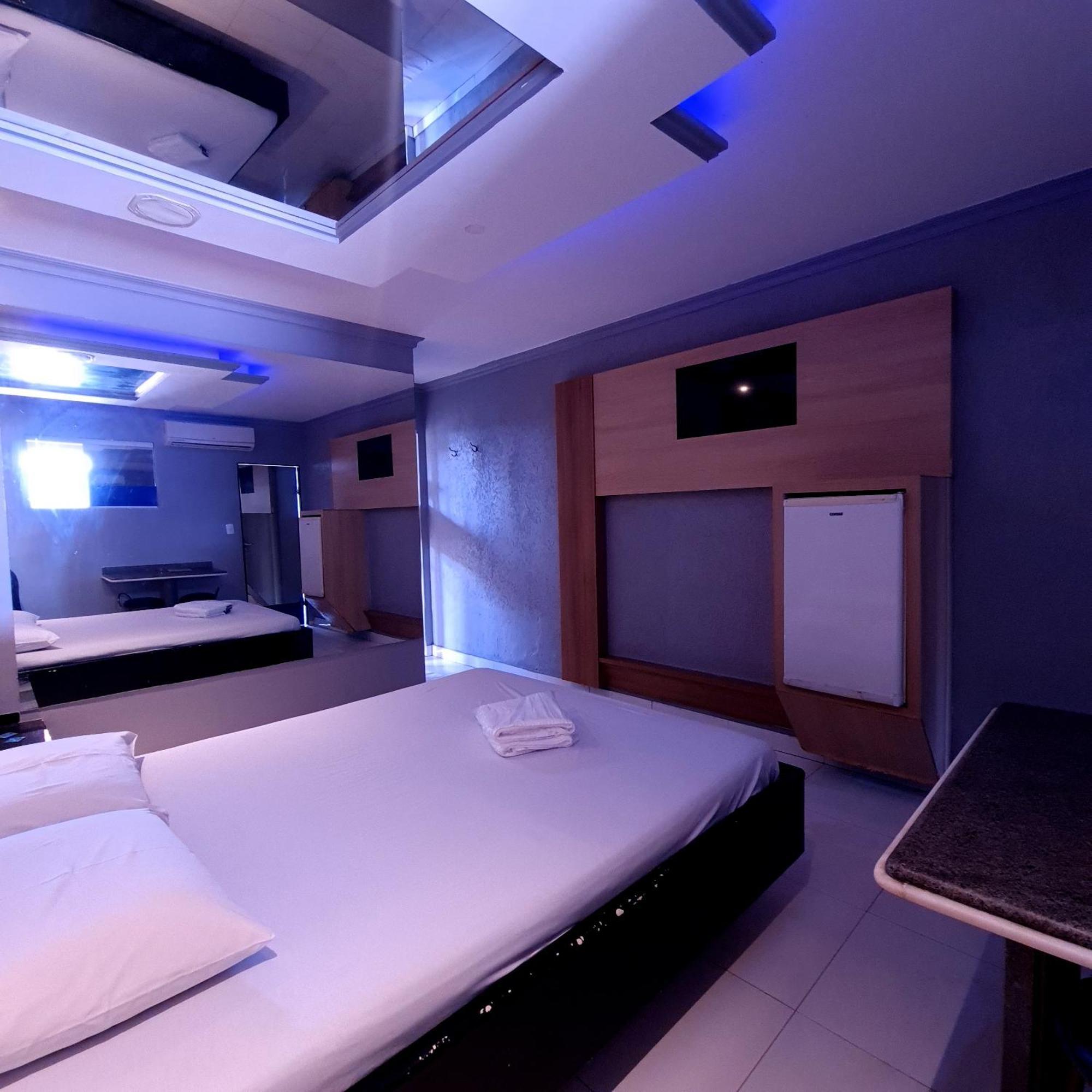 Gran Motel Gyn Гояния Екстериор снимка